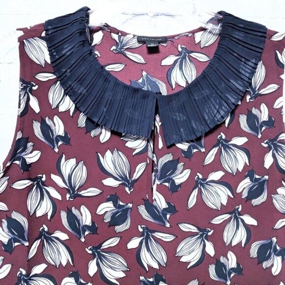 Ann Taylor Floral Sleeveless Top - Red and Blue - Picture 3 of 7